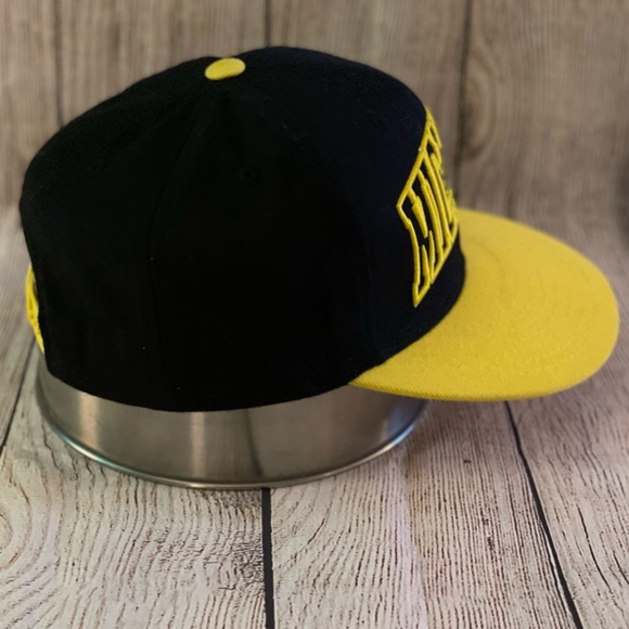 Michigan Snapback - Picture 8 of 8